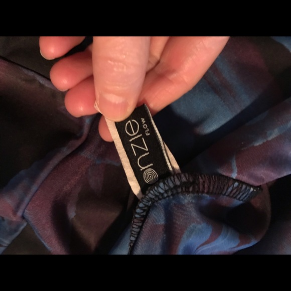 Onzie Yoga Leggings.  High waist! - Picture 2 of 4